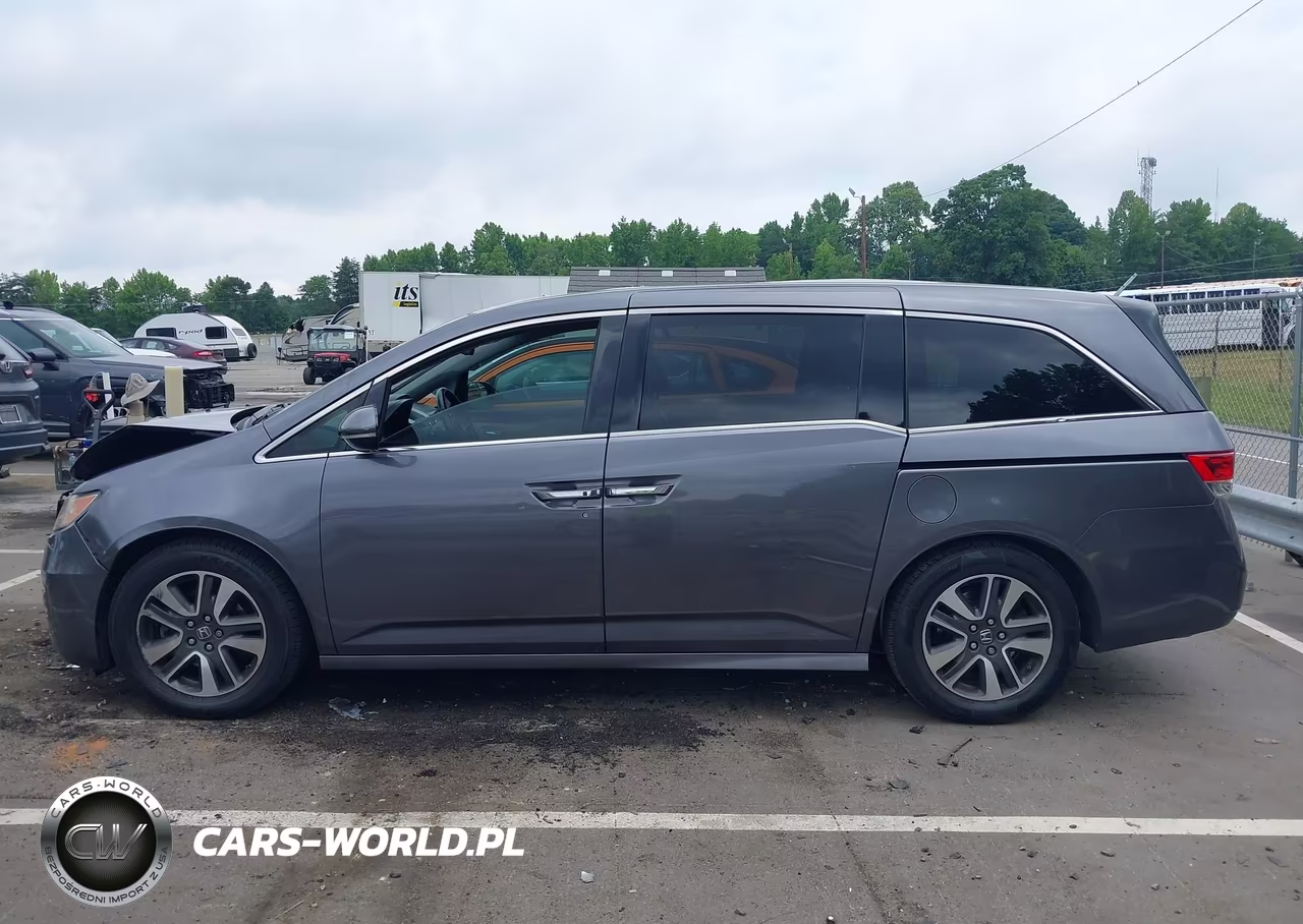 2015 Honda Odyssey Touring-Touring Elite VIN:5FNRL5H94FB070173 - 14