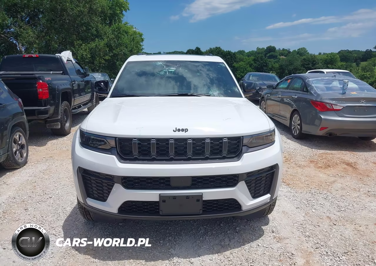 2026 Jeep Grand Cherokee L Altitude 4X4 VIN:1C4RJKAR8T8565650 - 13