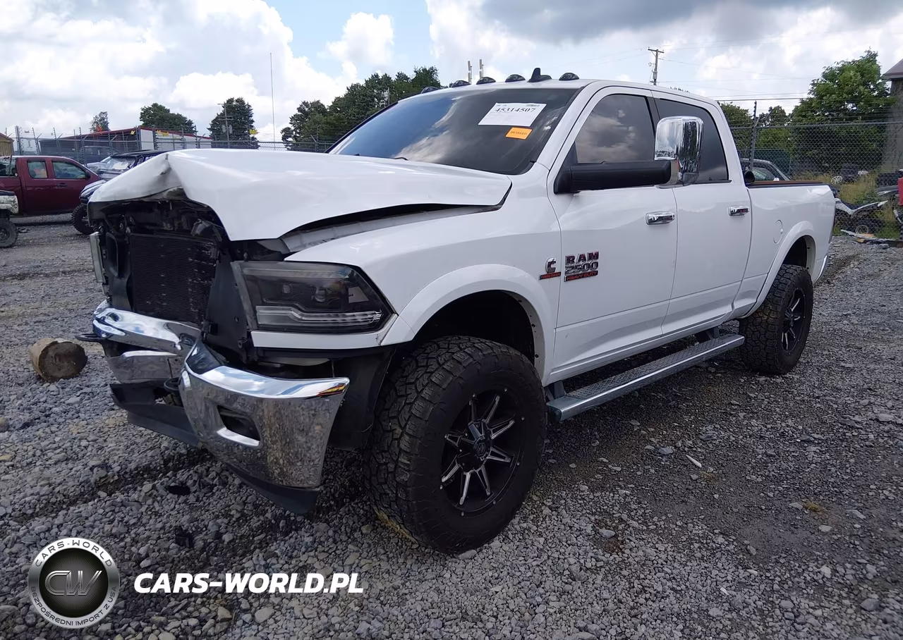 2013 Ram 2500 Laramie VIN:3C6UR5FLXDG560719 - 2