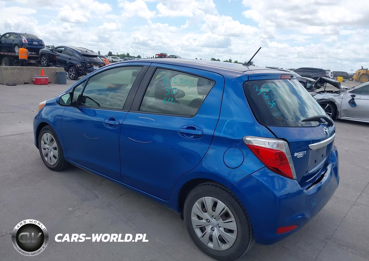 2013 Toyota Yaris Le VIN:JTDKTUD36DD561118 - 3