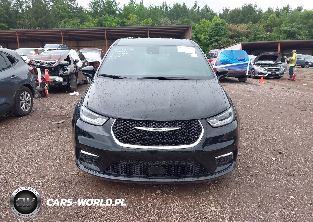 2026 Chrysler Pacifica Select VIN:2C4RC1BG8TR151421 - 12