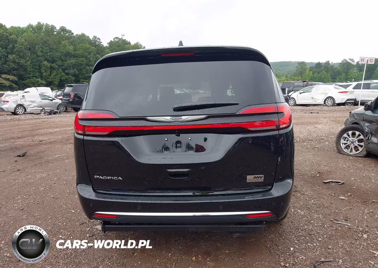 2026 Chrysler Pacifica Select VIN:2C4RC1BG8TR151421 - 16