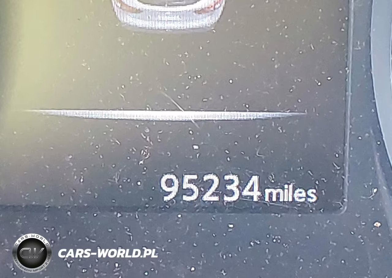 2018 Nissan Rogue Sport S VIN:JN1BJ1CR9JW257813 - 14