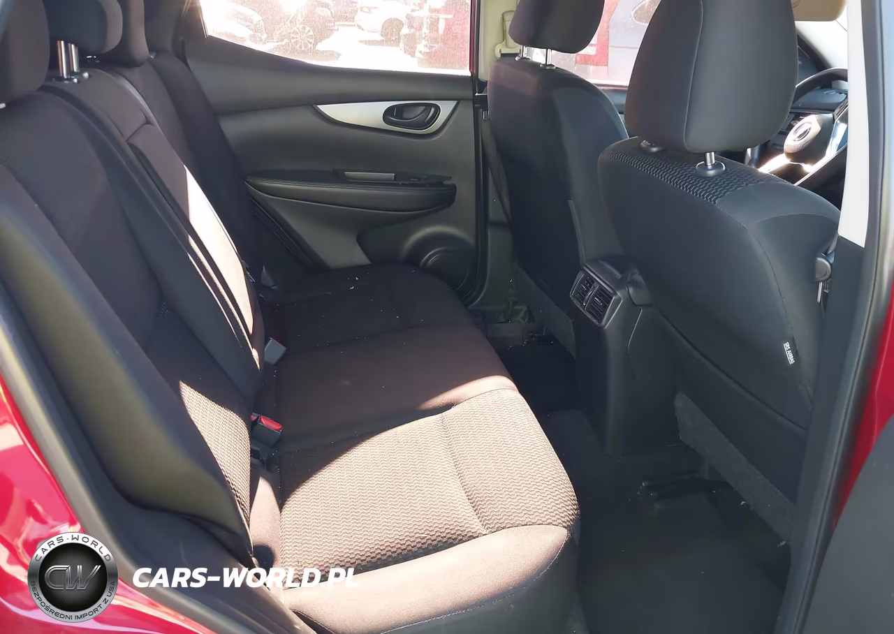 2018 Nissan Rogue Sport S VIN:JN1BJ1CR9JW257813 - 8