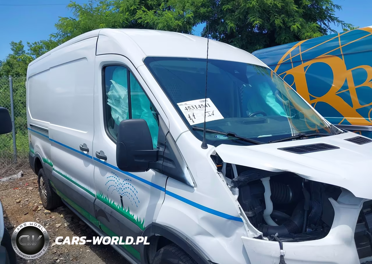 2022 Ford Transit-250 VIN:1FTBR1C81NKA11462 - 12