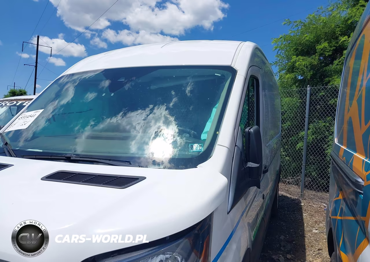2022 Ford Transit-250 VIN:1FTBR1C81NKA11462 - 3
