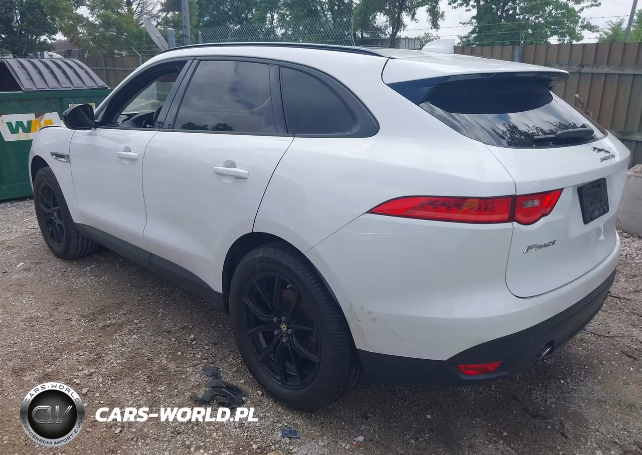 2018 Jaguar F-Pace 25T Premium VIN:SADCJ2FXXJA270184 - 3