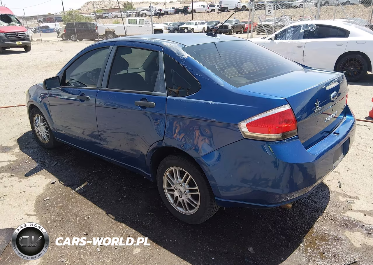 2009 Ford Focus Se VIN:1FAHP35N89W147218 - 3