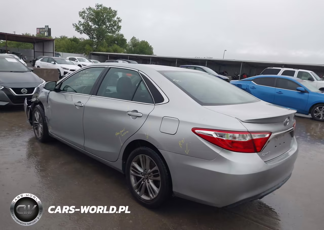 2017 Toyota Camry Se VIN:4T1BF1FK5HU340704 - 3
