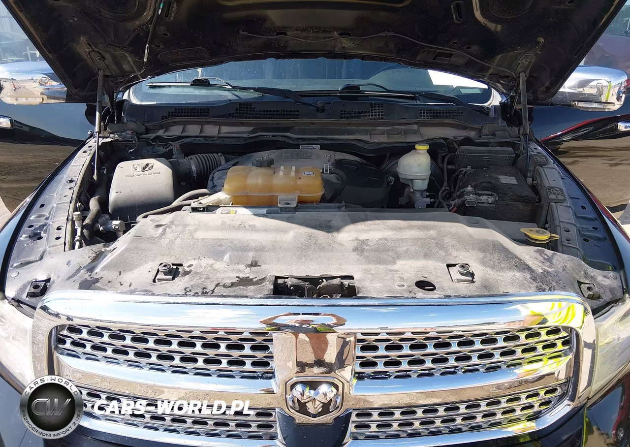 2014 Ram 1500 Laramie VIN:1C6RR6NM7ES474770 - 10