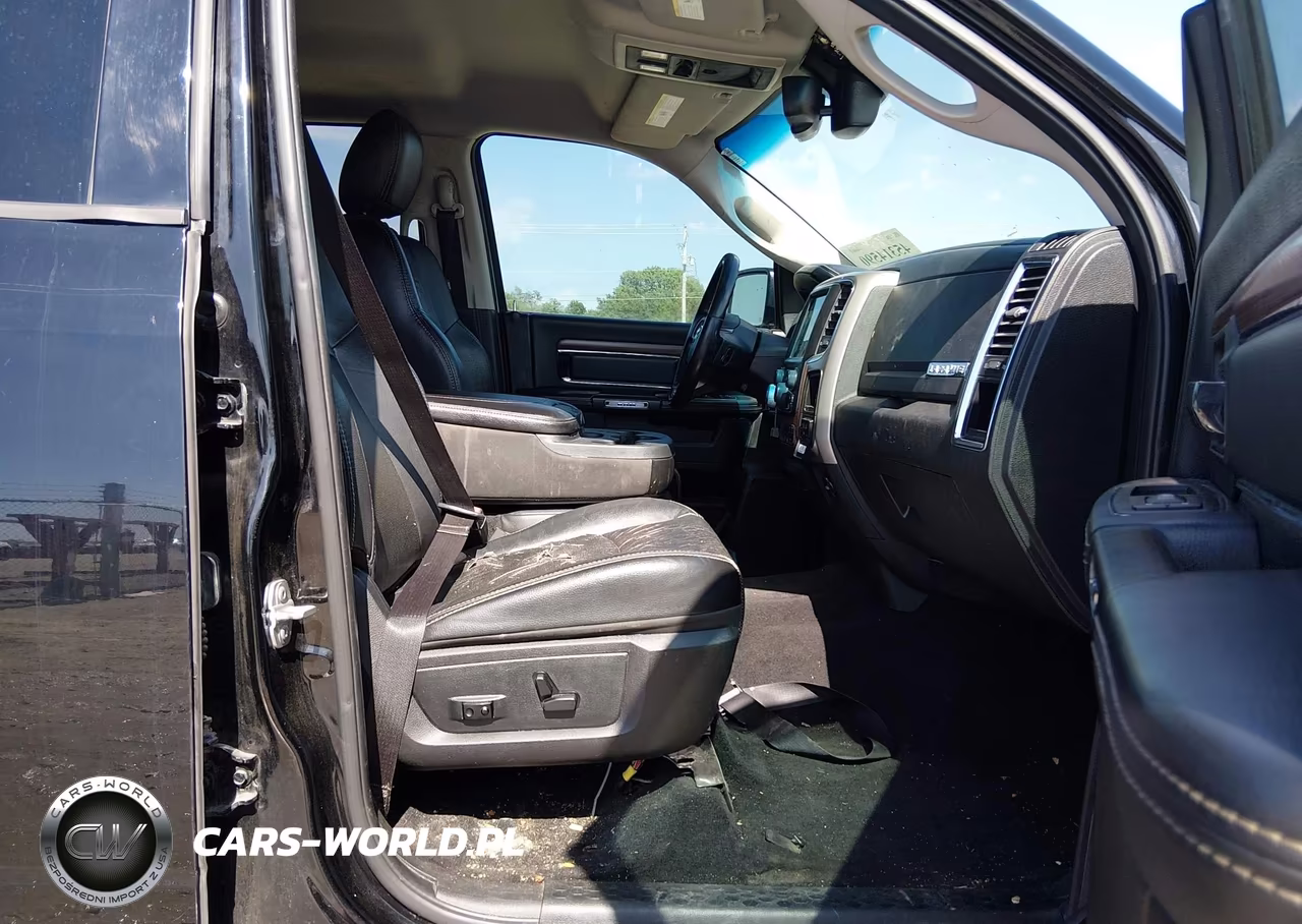 2014 Ram 1500 Laramie VIN:1C6RR6NM7ES474770 - 5