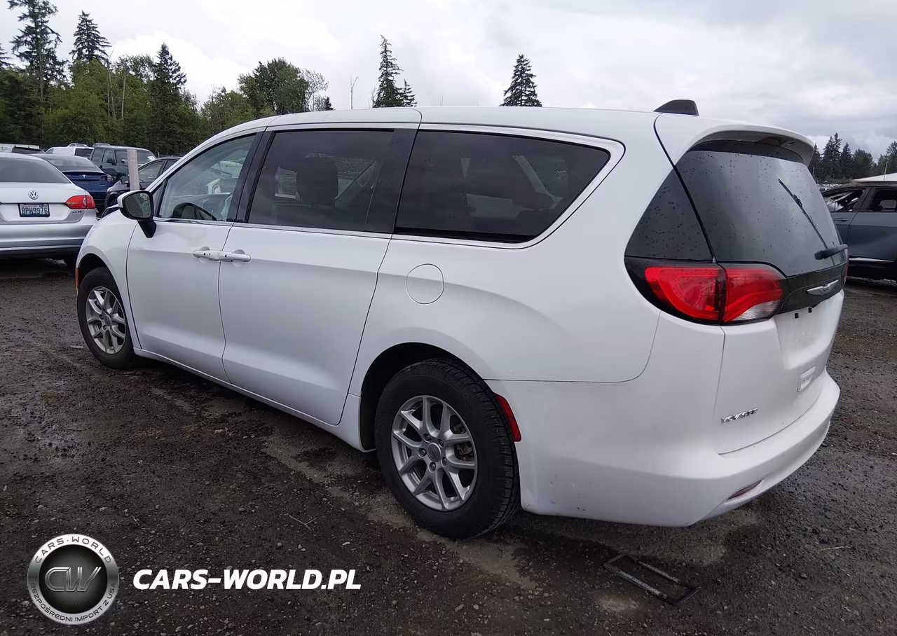 2023 Chrysler Voyager Lx VIN:2C4RC1CG5PR557628 - 3