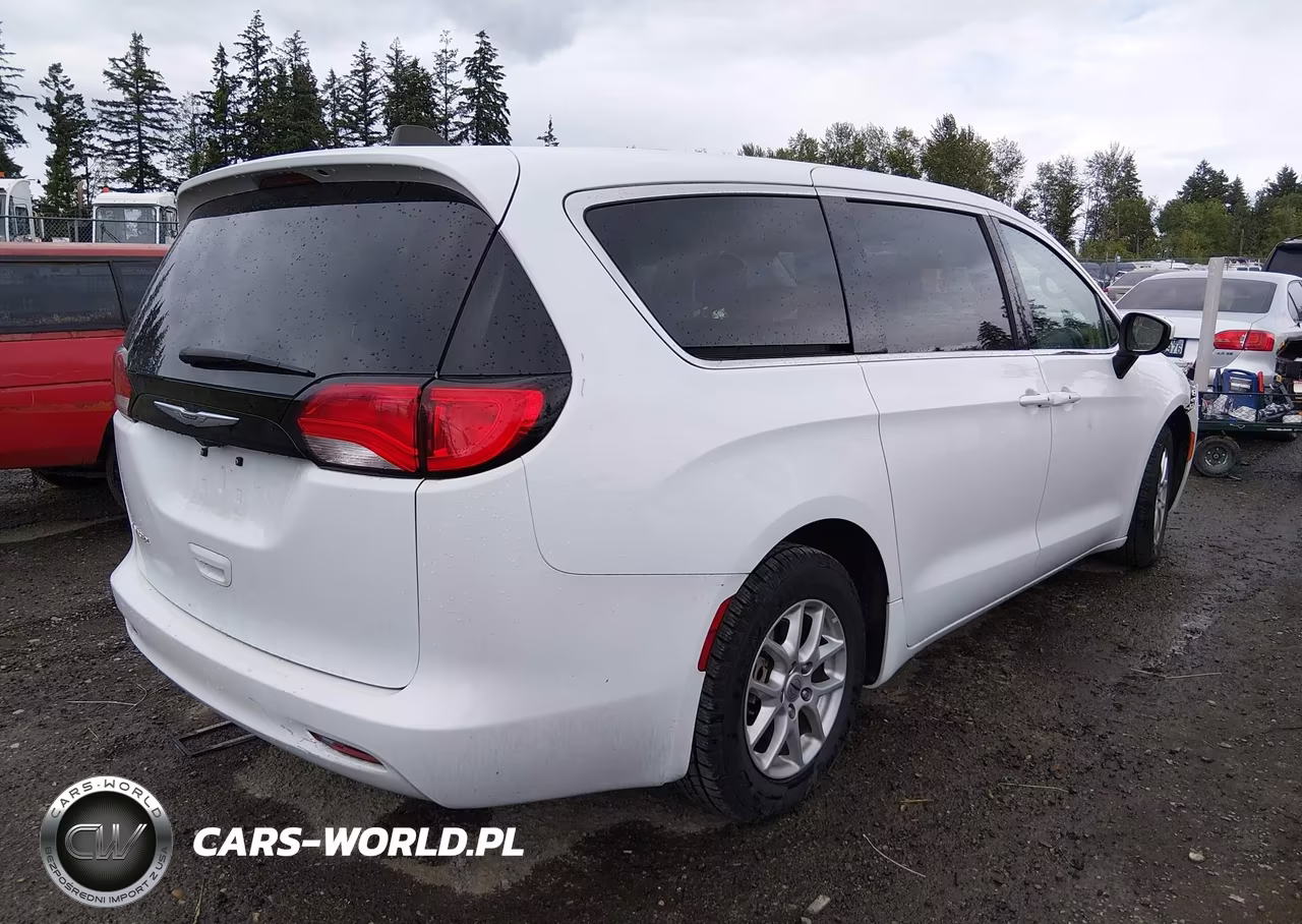 2023 Chrysler Voyager Lx VIN:2C4RC1CG5PR557628 - 4