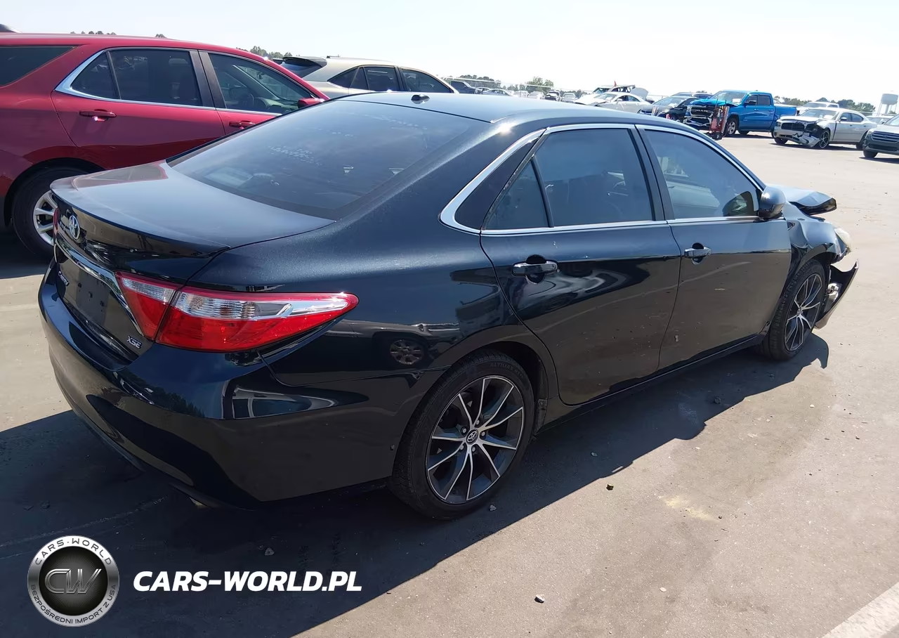 2015 Toyota Camry Xse V6 VIN:4T1BK1FK7FU028473 - 4