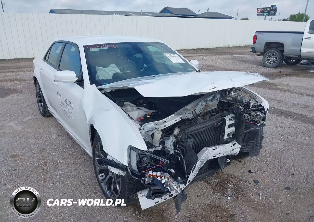 2015 Chrysler 300 300S – zdjęcie 1 z 16