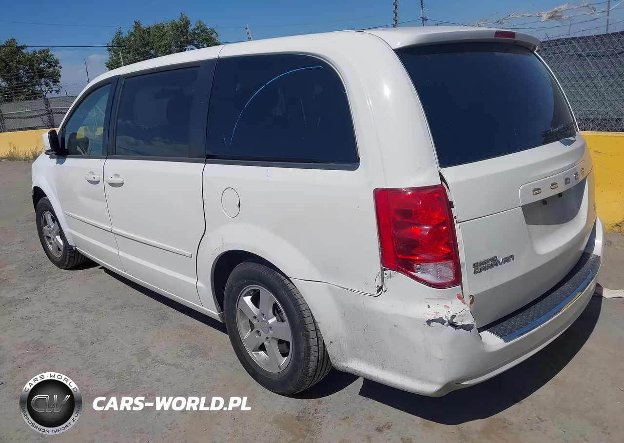 2013 Dodge Grand Caravan Sxt VIN:2C4RDGCG5DR523930 - 3