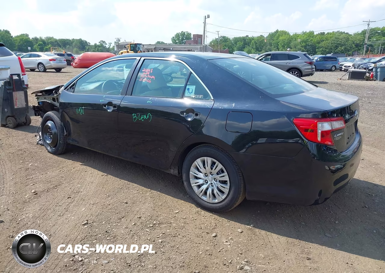 2013 Toyota Camry Le VIN:4T1BF1FK0DU296976 - 3