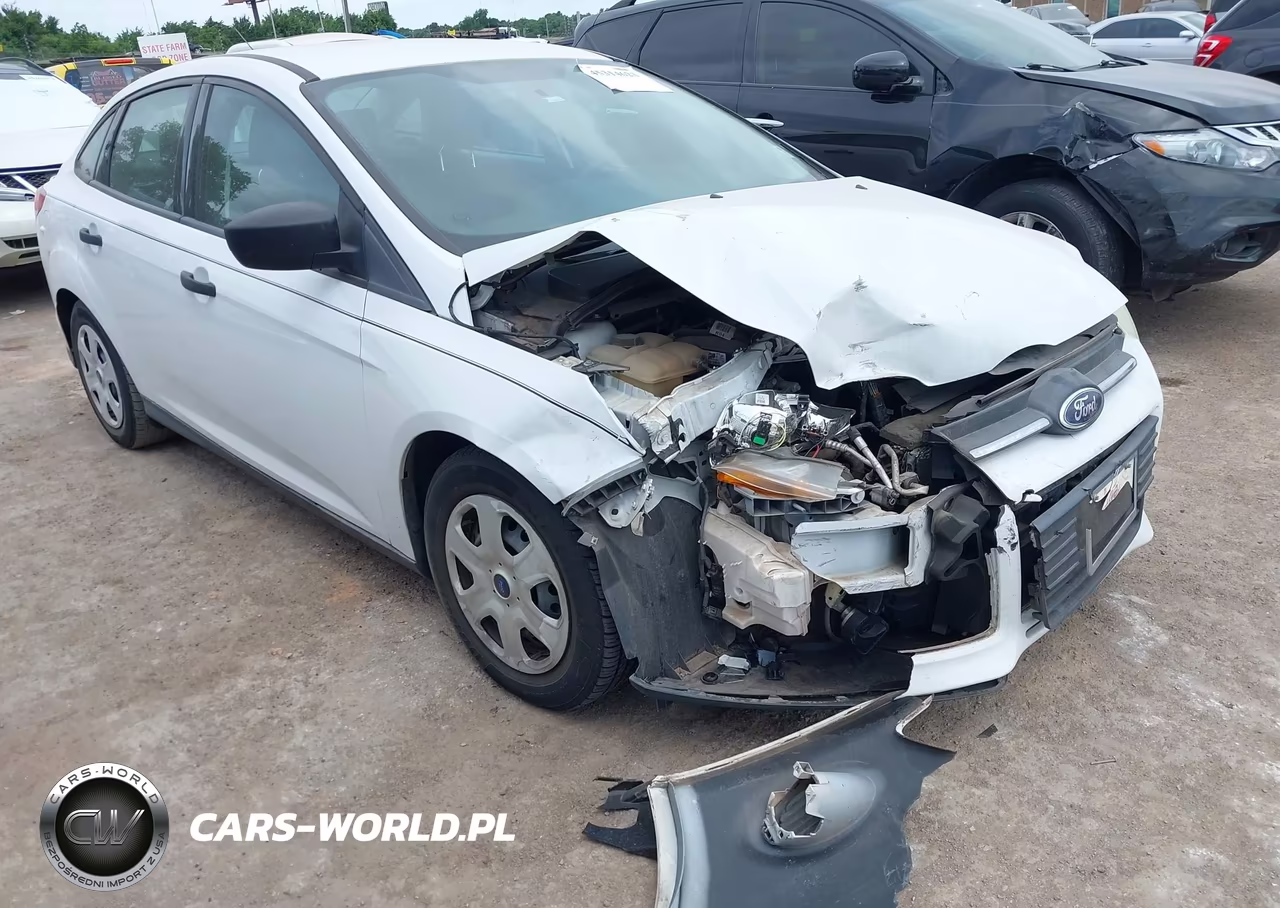 2014 Ford Focus S – zdjęcie 1 z 12