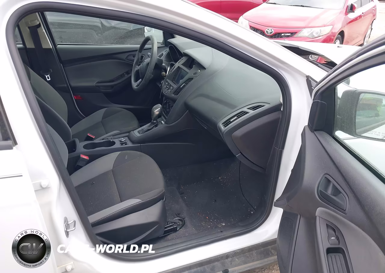 2014 Ford Focus S VIN:1FADP3E2XEL373468 - 5