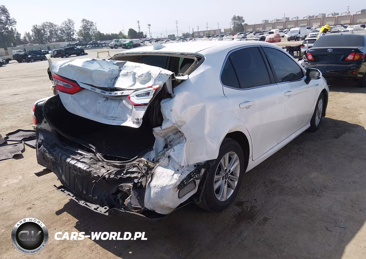 2019 Toyota Camry Hybrid Le VIN:4T1B31HK1KU516712 - 4