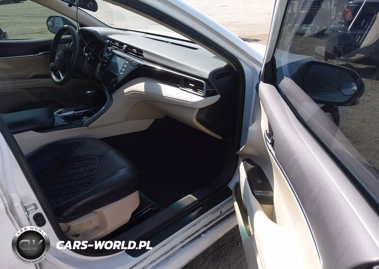 2019 Toyota Camry Hybrid Le VIN:4T1B31HK1KU516712 - 5