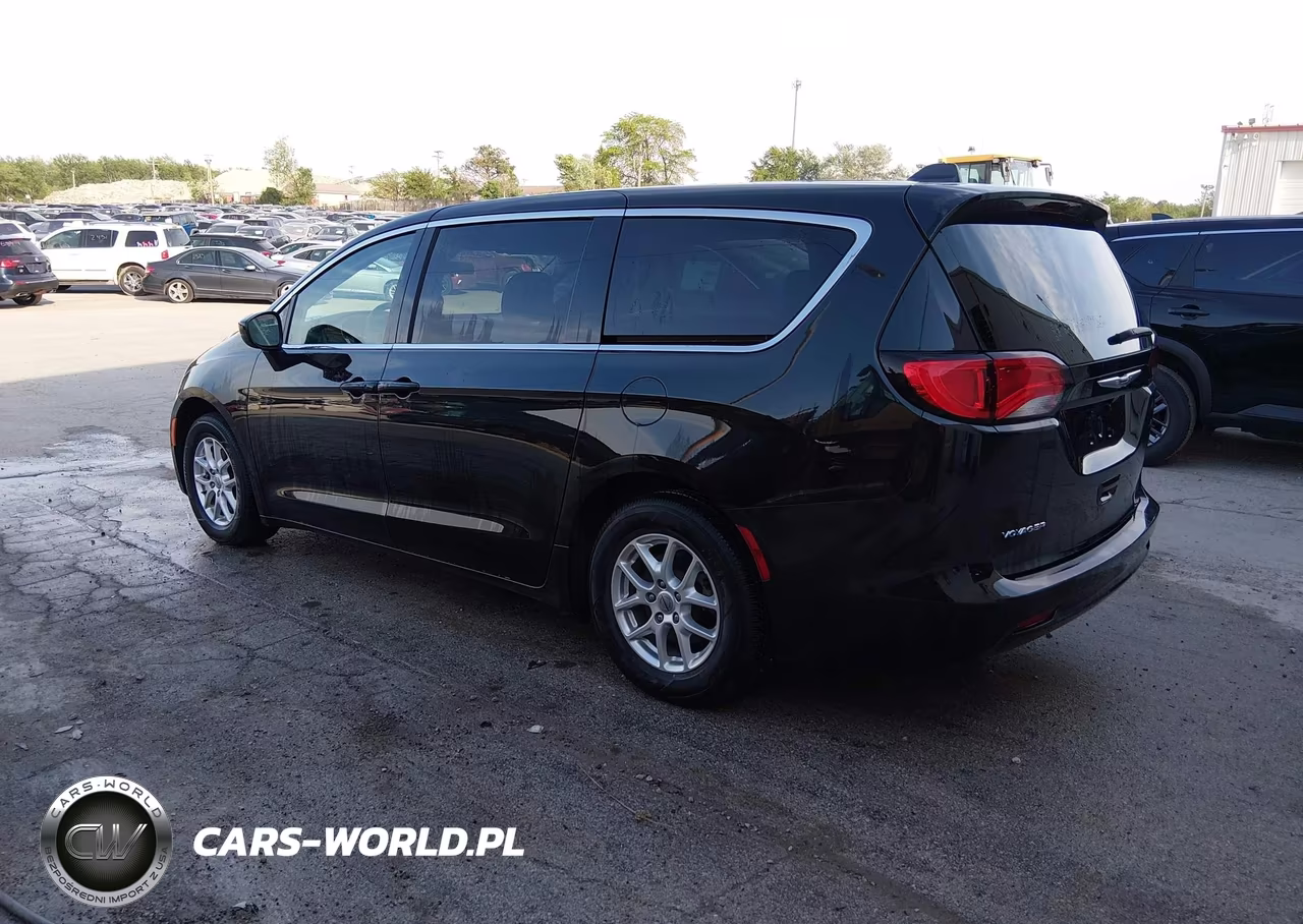 2022 Chrysler Voyager Lx VIN:2C4RC1CG2NR146670 - 3