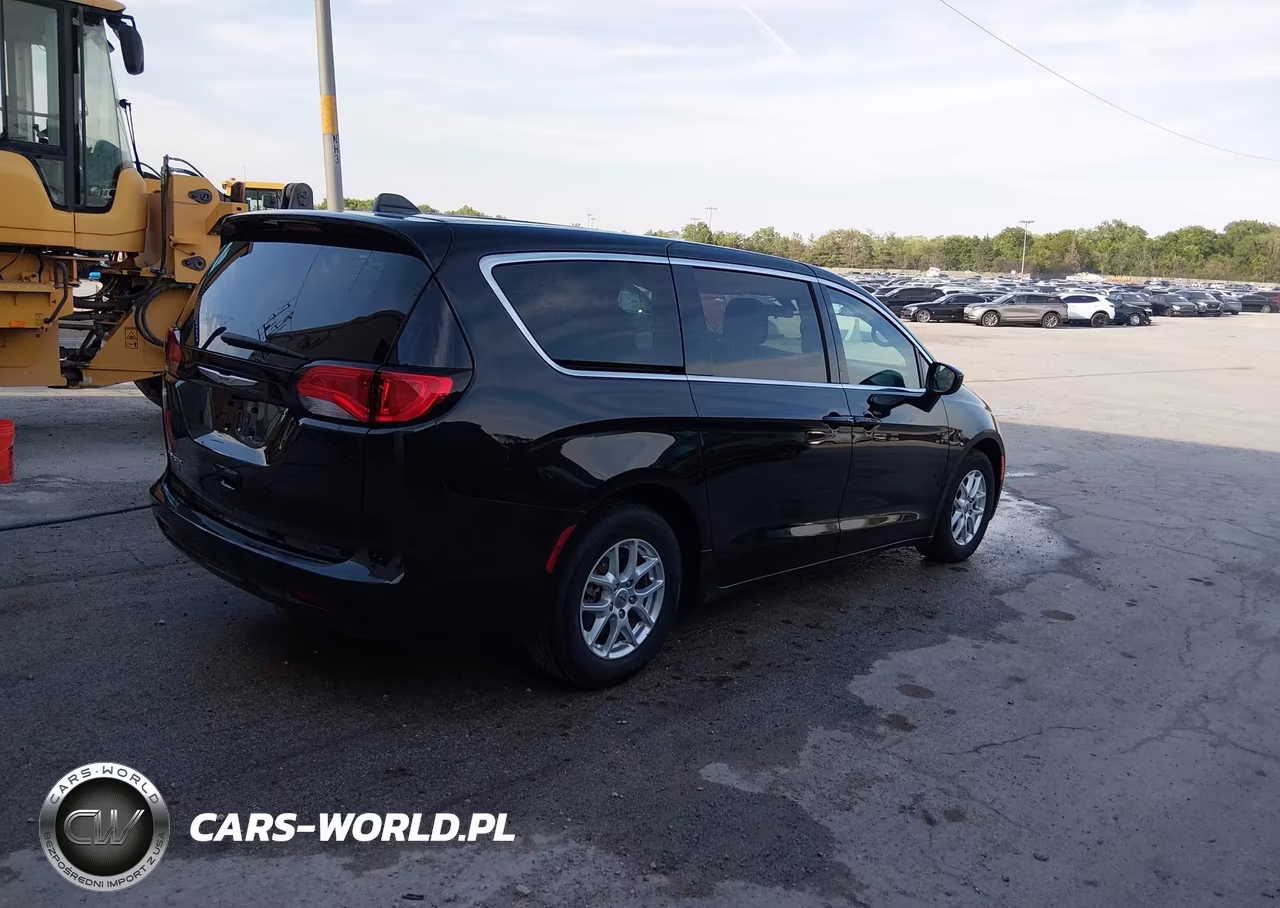 2022 Chrysler Voyager Lx VIN:2C4RC1CG2NR146670 - 4