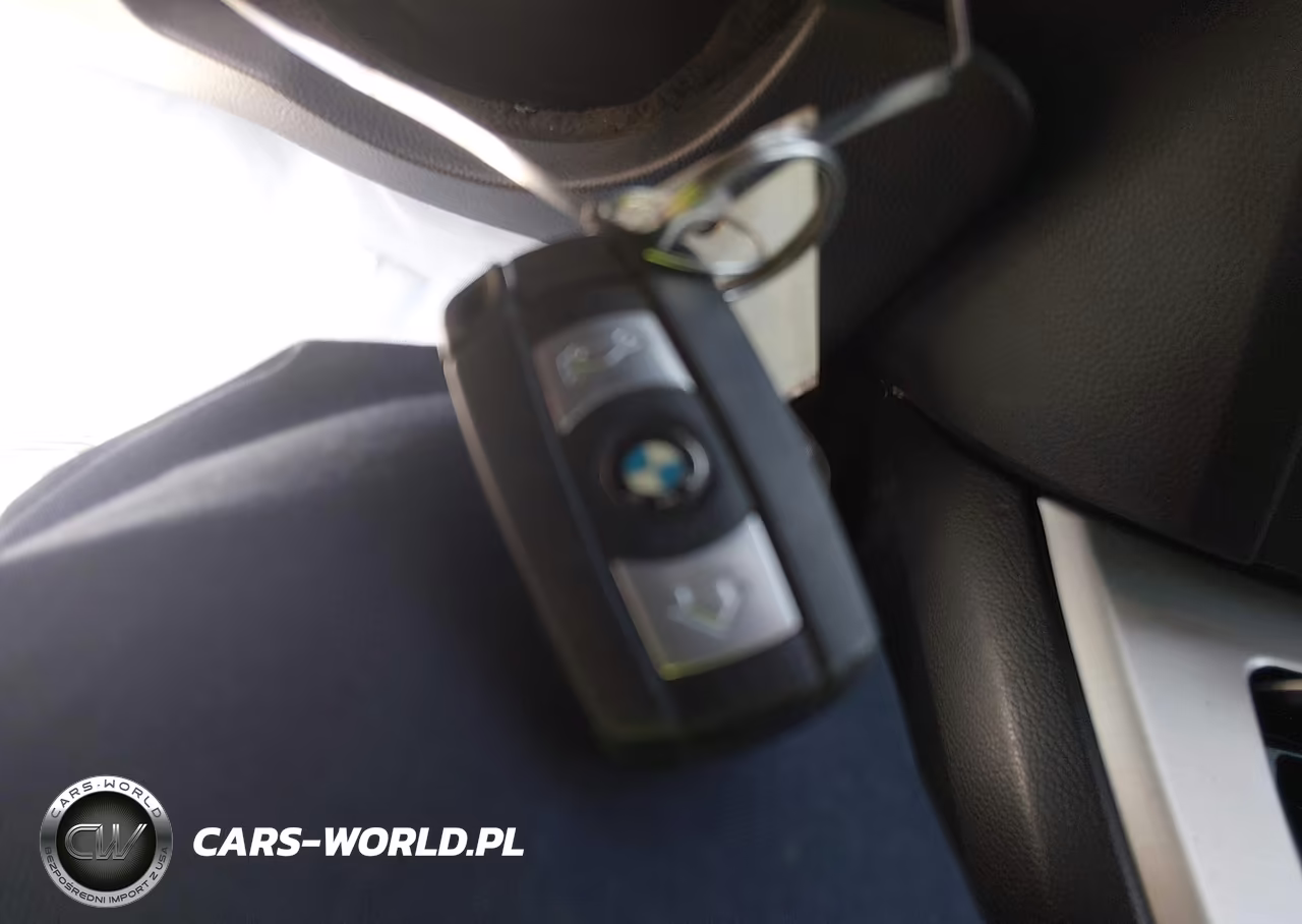2008 BMW 328I VIN:WBAWL13538PX18740 - 11