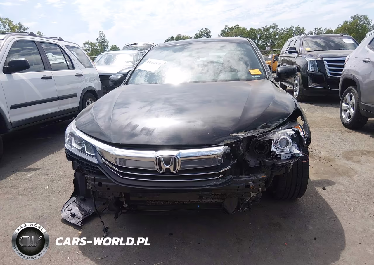 2016 Honda Accord Sport VIN:1HGCR2F58GA017605 - 12