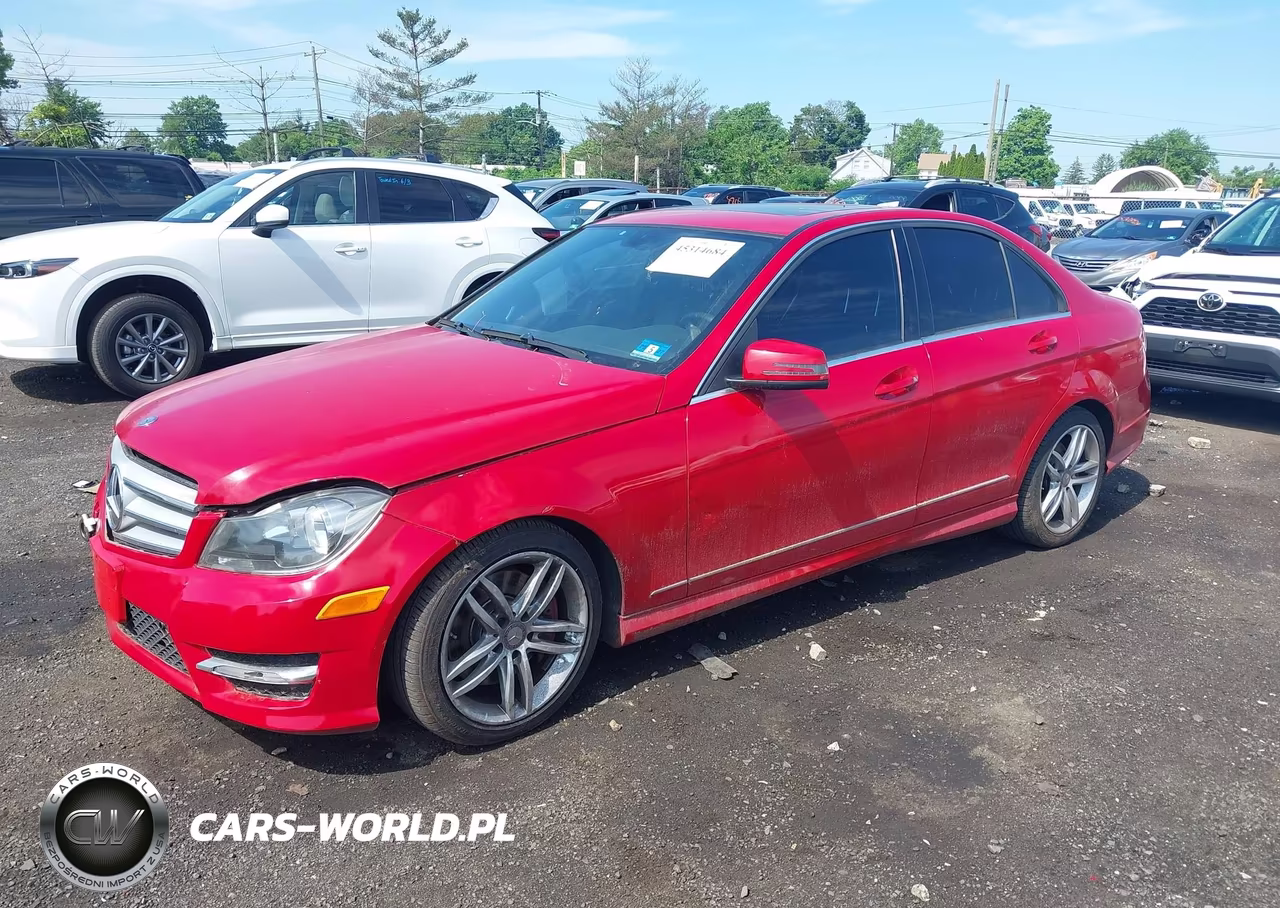 2014 Mercedes-Benz C 300 Sport 4Matic VIN:WDDGF8ABXER305056 - 2