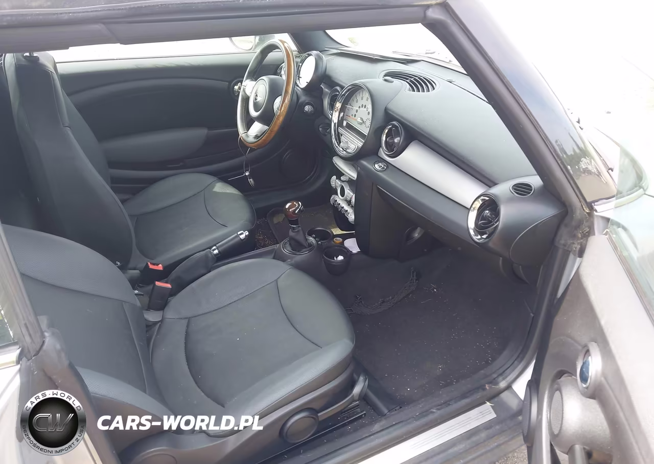 2009 Mini Cooper VIN:WMWMR33599TU95713 - 5