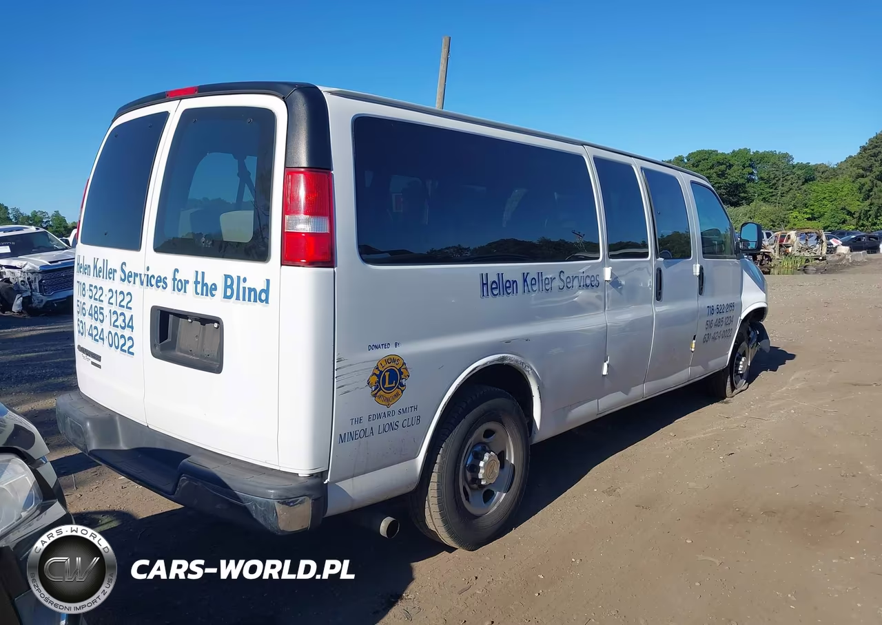 2016 Chevrolet Express 3500 Lt VIN:1GAZGPFG0G1162417 - 4