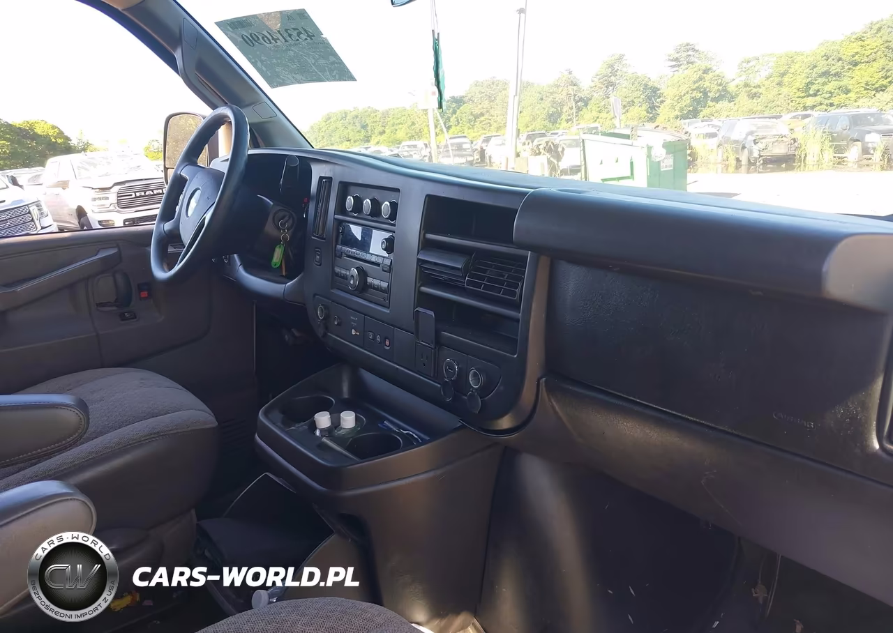2016 Chevrolet Express 3500 Lt VIN:1GAZGPFG0G1162417 - 5