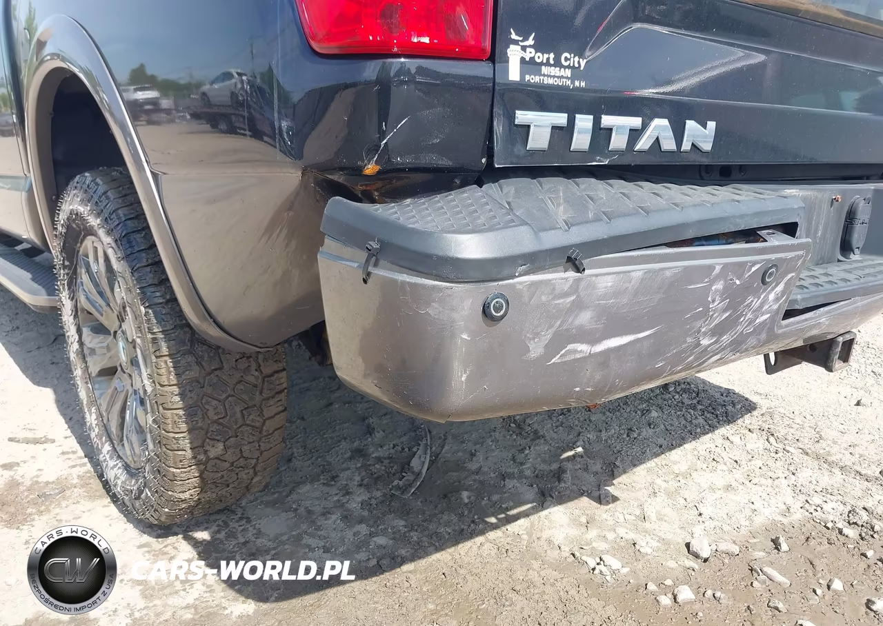2018 Nissan Titan Platinum Reserve VIN:1N6AA1E55JN507229 - 6