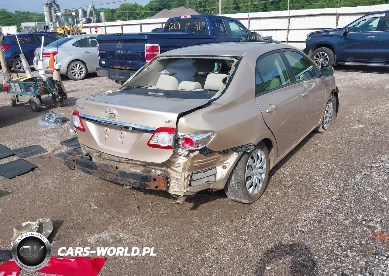 2012 Toyota Corolla Le VIN:2T1BU4EE4CC837787 - 4