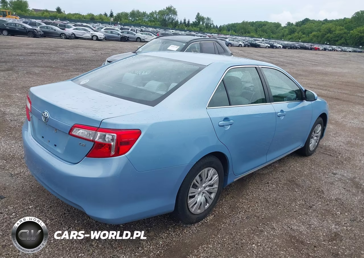 2012 Toyota Camry Le VIN:4T1BF1FK6CU568316 - 4