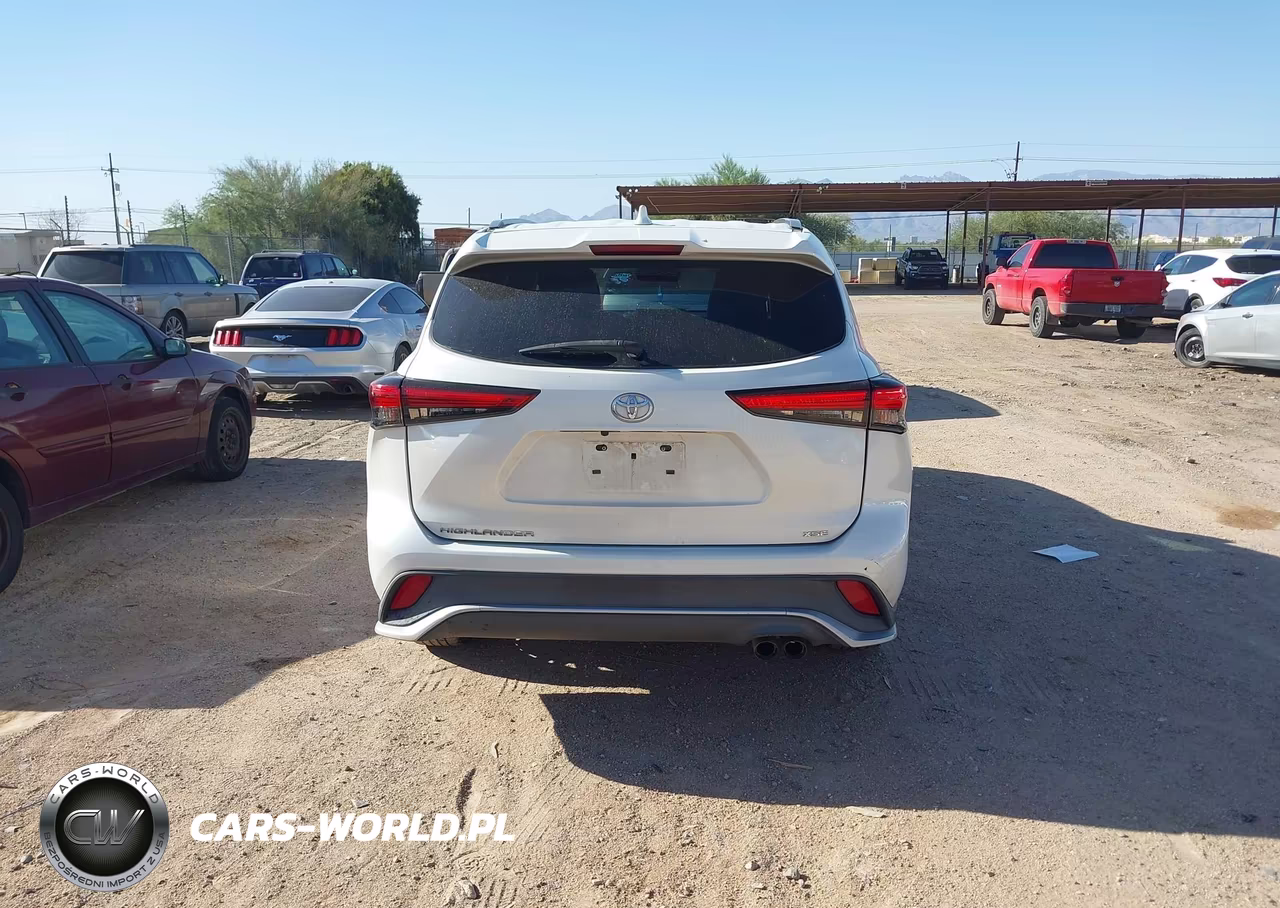 2021 Toyota Highlander Xse VIN:5TDJZRAH0MS045493 - 16