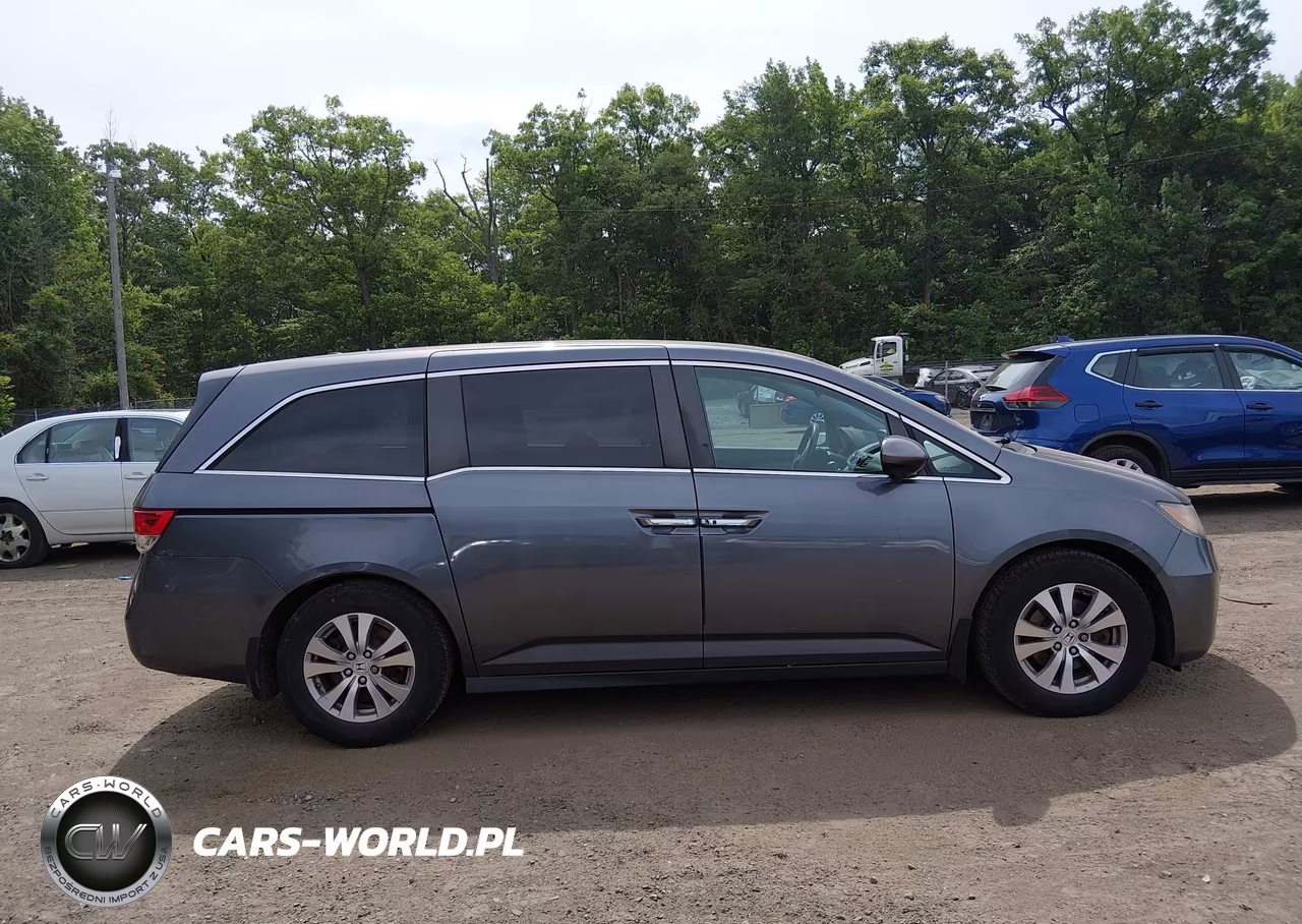 2016 Honda Odyssey Se VIN:5FNRL5H32GB094064 - 13