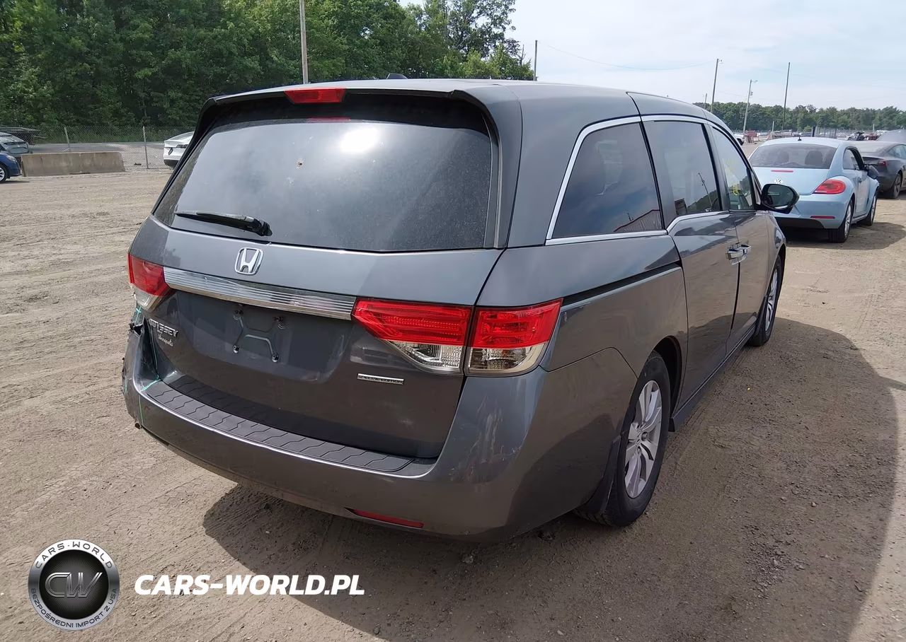 2016 Honda Odyssey Se VIN:5FNRL5H32GB094064 - 4