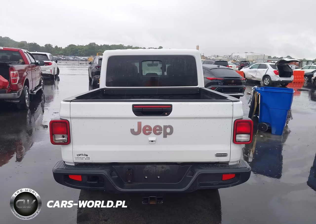 2022 Jeep Gladiator Overland 4X4 VIN:1C6HJTFG0NL136258 - 17