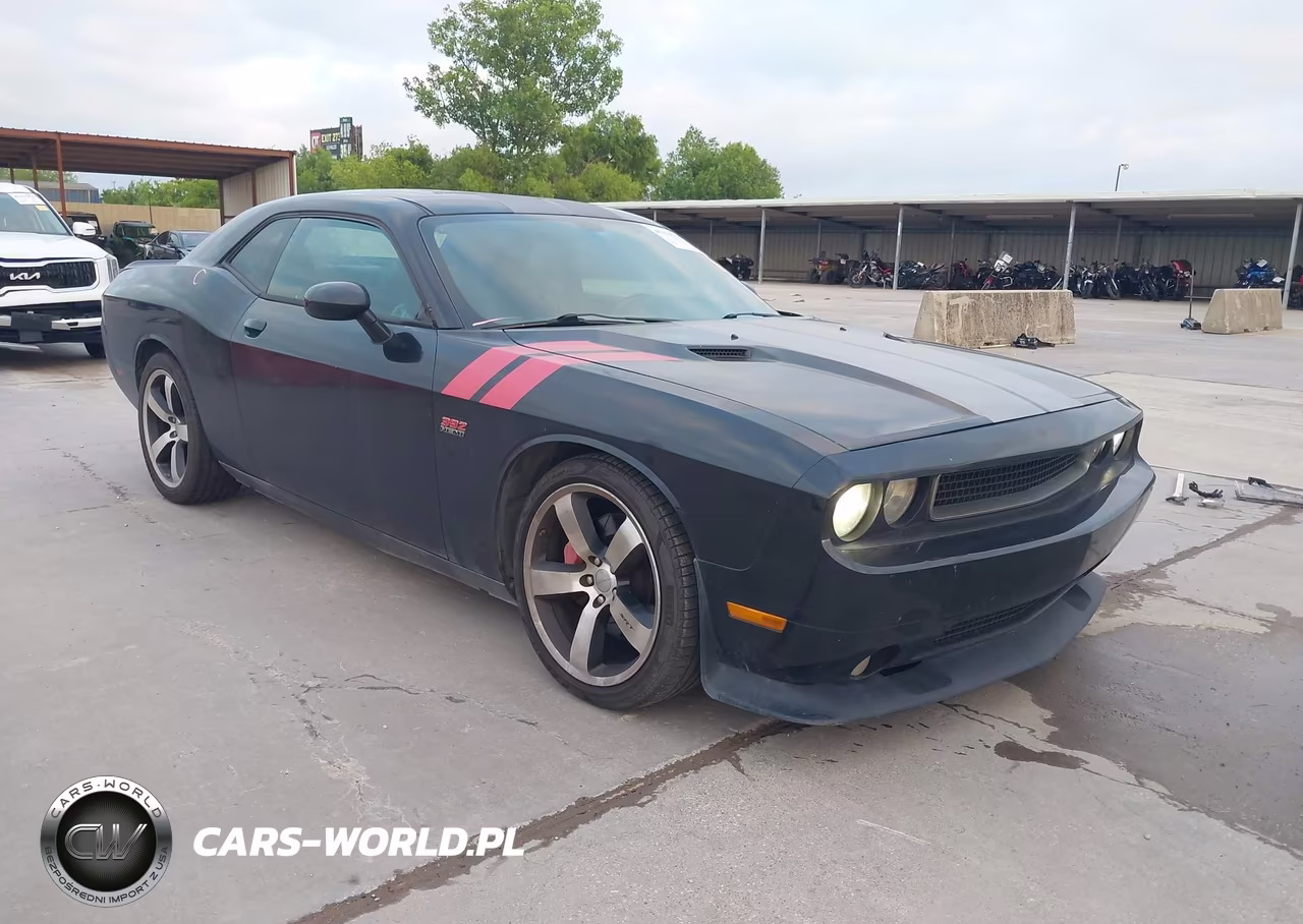 2011 Dodge Challenger Srt8