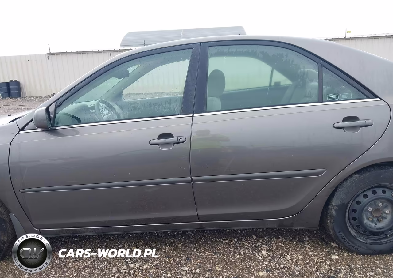 2002 Toyota Camry Le VIN:4T1BE32K12U543942 - 14