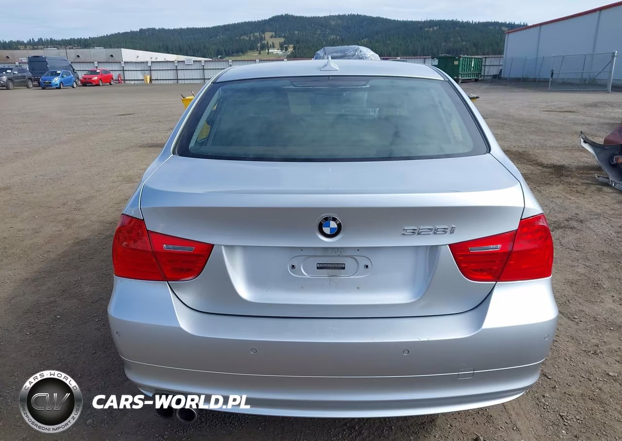 2011 BMW 328I xDrive VIN:WBAPK5C54BA660677 - 17