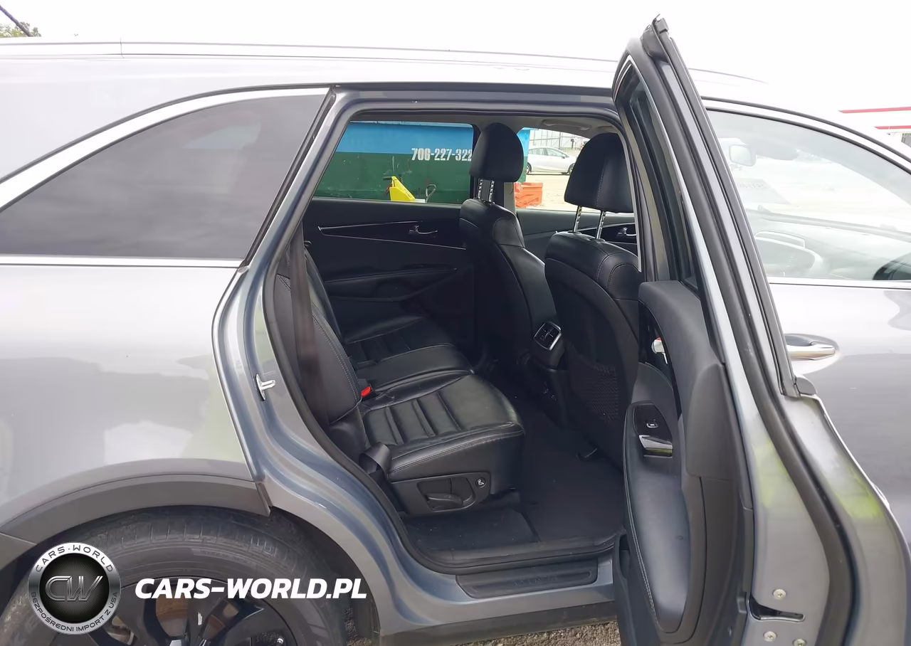 2020 Kia Sorento 3.3L Ex VIN:5XYPH4A52LG639715 - 8