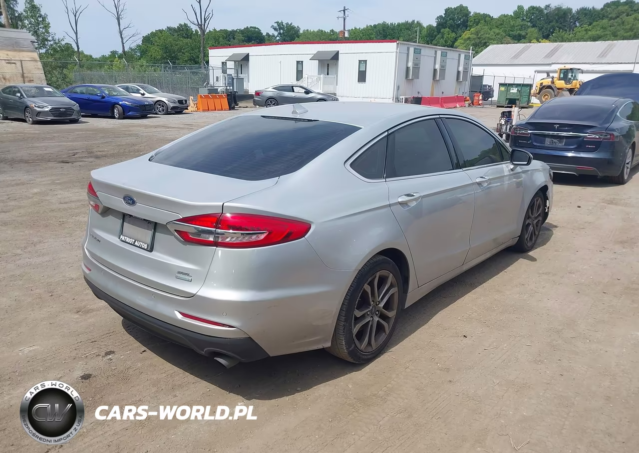 2019 Ford Fusion Sel VIN:3FA6P0CD5KR180556 - 4
