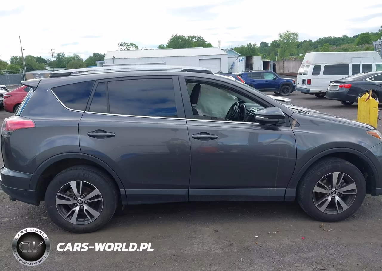 2017 Toyota Rav4 Xle VIN:JTMRFREV3HJ111341 - 13