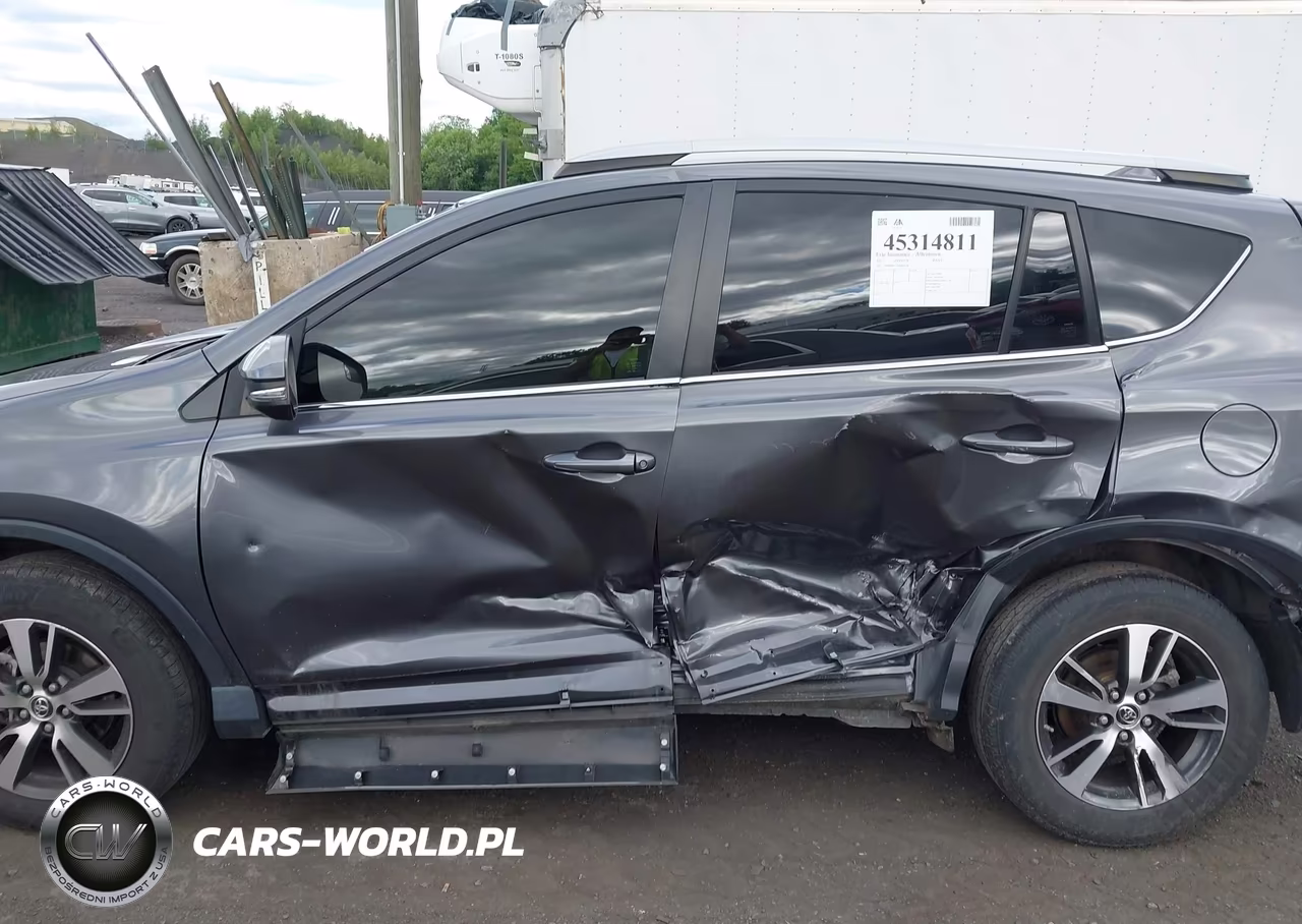 2017 Toyota Rav4 Xle VIN:JTMRFREV3HJ111341 - 14