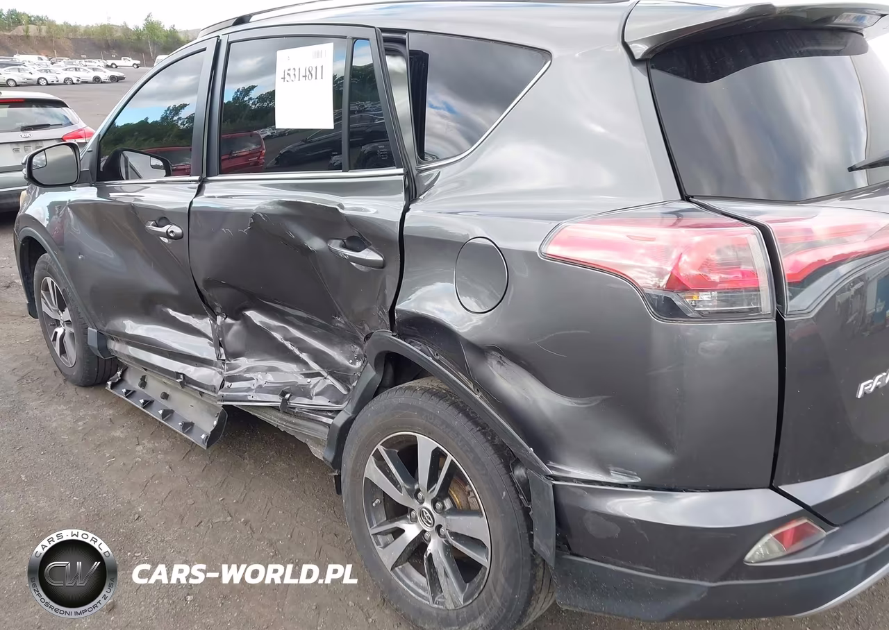 2017 Toyota Rav4 Xle VIN:JTMRFREV3HJ111341 - 19