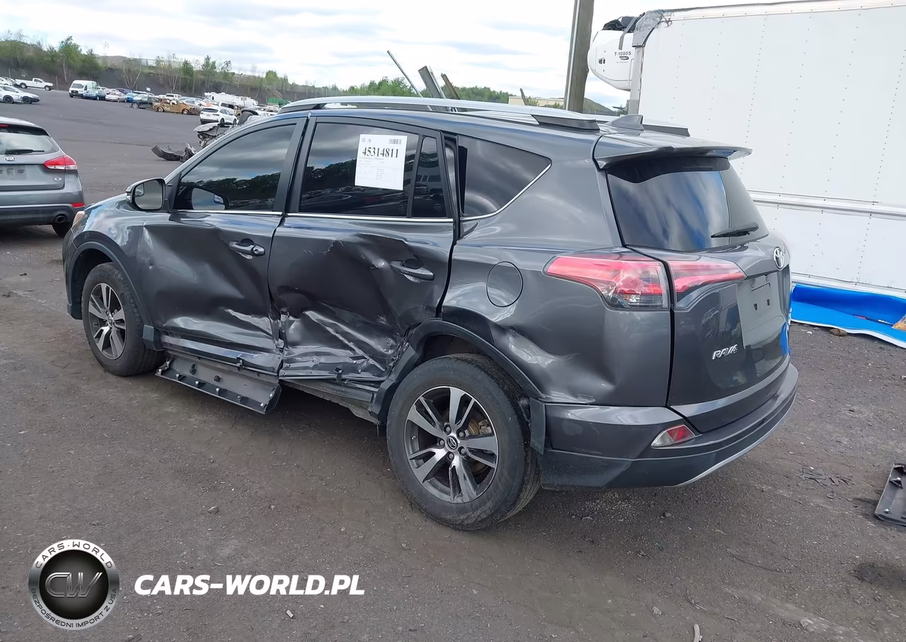 2017 Toyota Rav4 Xle VIN:JTMRFREV3HJ111341 - 3