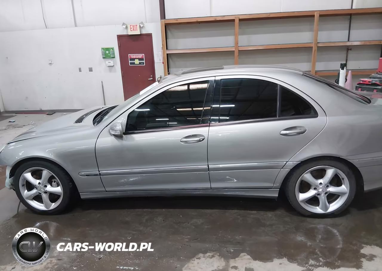 2004 Mercedes-Benz C 230 Kompressor Sport-Sport VIN:WDBRF40J84F547573 - 14